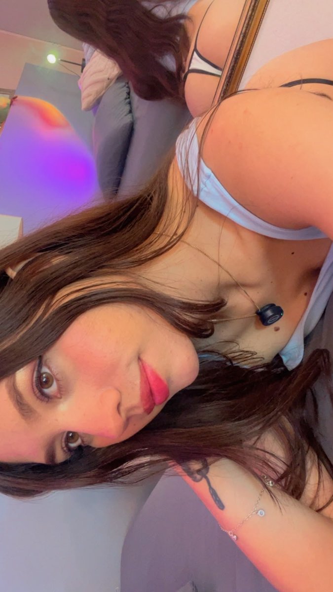 CheryelFox's tweet photo. Do you want us to play until this room is very humid? I will be waiting for you

@bongacams24

@BongaCamsUS https://t.co/NFXYGMzYQZ