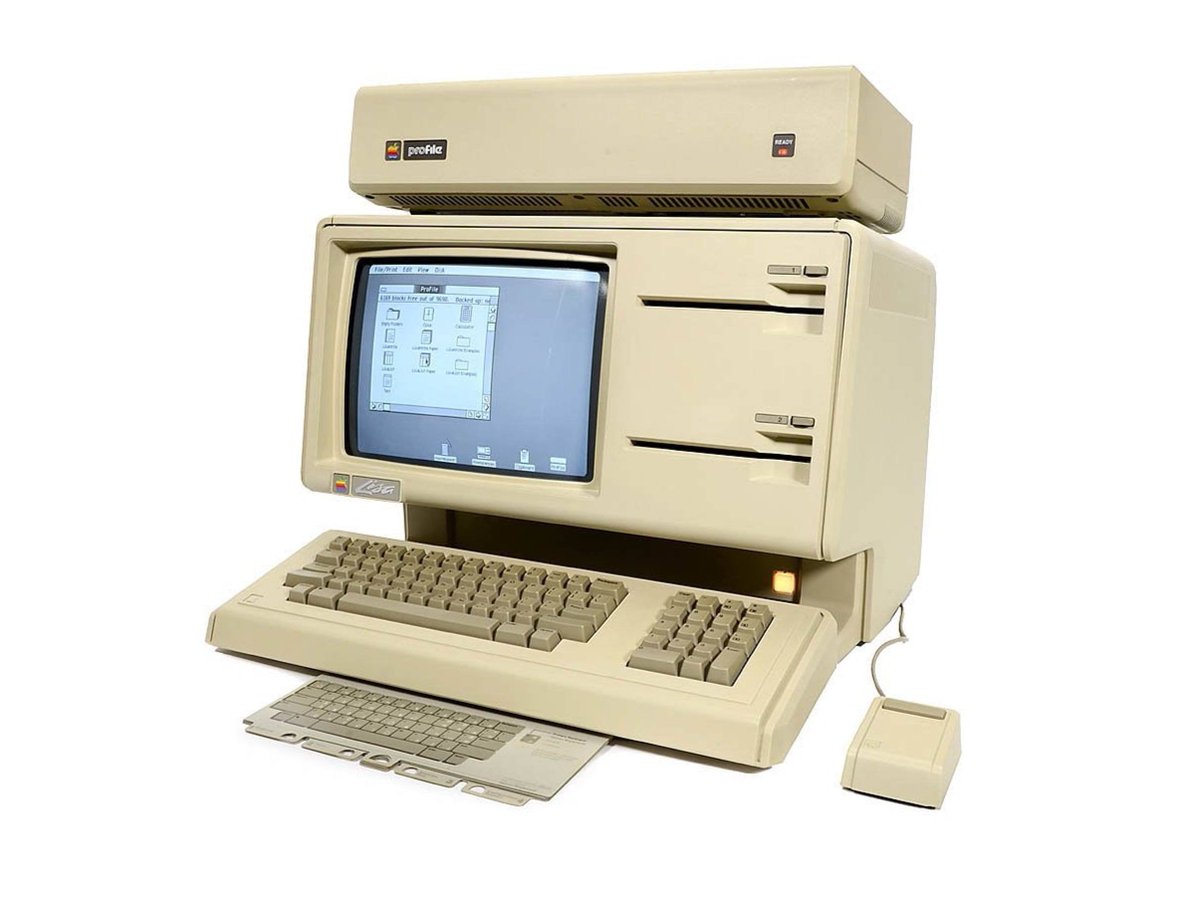 epikruz's tweet photo. bruh 😂😂😂 @DavidBaszucki you used to work on one of these 😂😂 remember the good ol' days? i worked with you https://t.co/3cLPqU4GAI