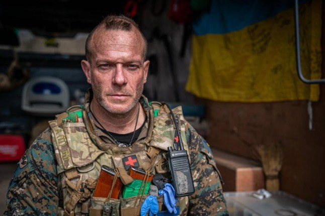 Gerashchenko_en's tweet photo. It's been two years since Peter Fouché, British combat medic and volunteer, has died defending Ukraine.

Eternal memory and eternal glory to the Hero. Your sacrifice will never be forgotten.

Peter saved over 200 lives of our Defenders.

In March 2022, Peter Fouché came to Ukraine as a volunteer. Later, he joined the Territorial Guards. In January 2024, Peter Fouché officially joined the AFU as a combat medic.

Peter was the co-founder of Project Konstantin that evacuates injured soldiers and does medical training.