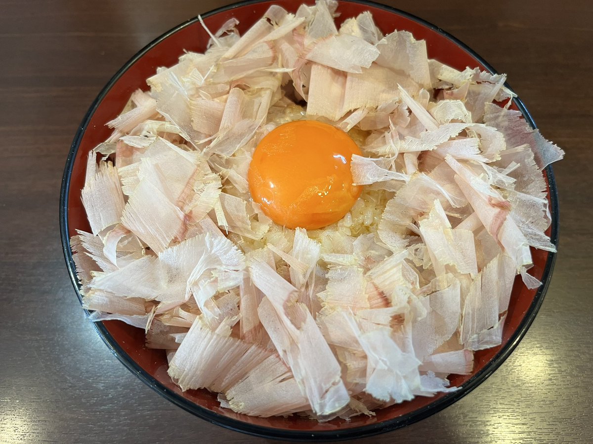 tomonomotosoba's tweet photo. 07/01（水）
おはようございます。
10:00~15:00（LO）
での営業です。
お土産は
「らーめん」「つけめん」
「豚煮干し」用意あります。
本日もよろしくお願いいたします。 https://t.co/Dv4vBhs7ul
