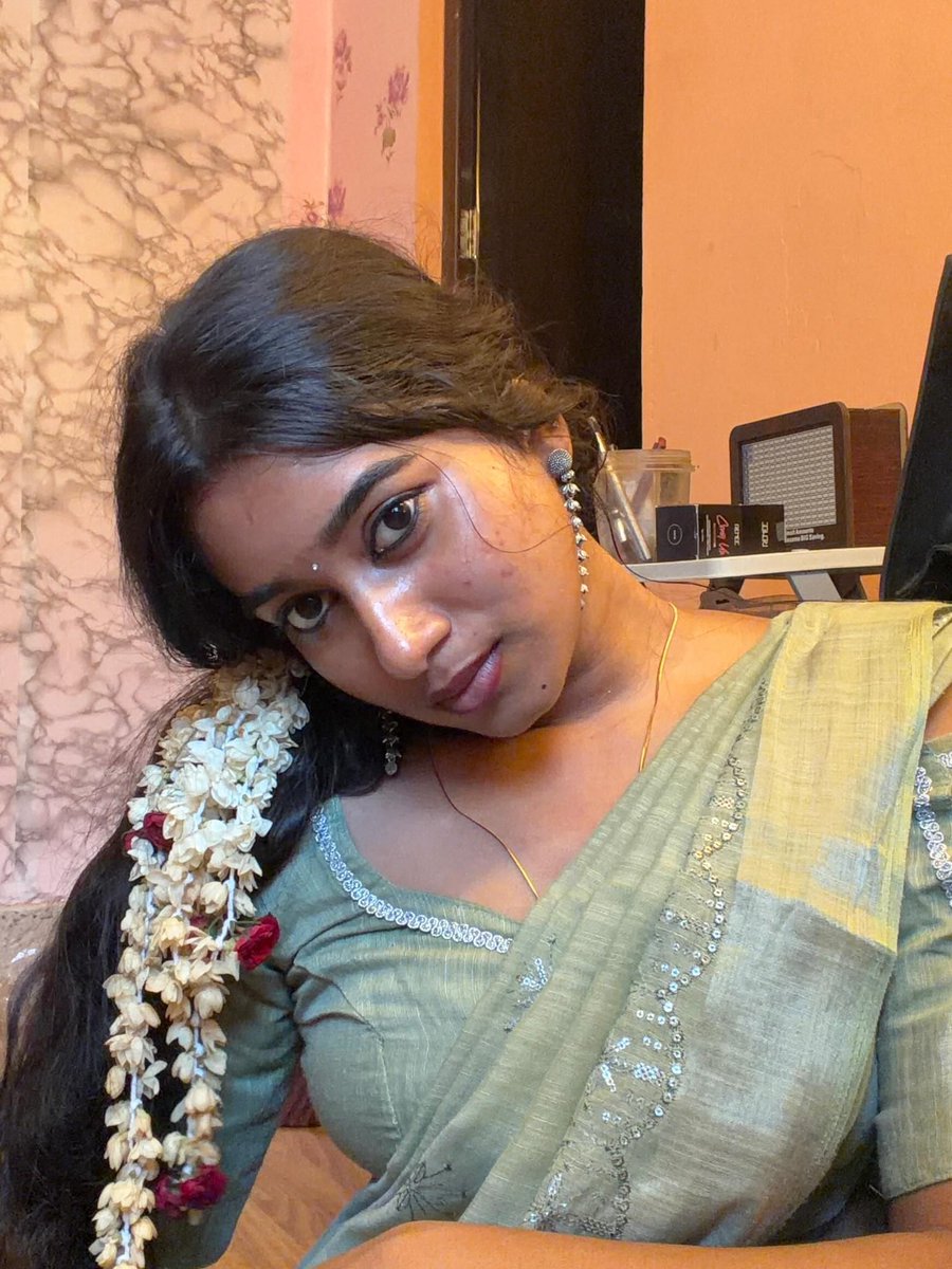 Priyasweety0's tweet photo. Good night ❤️❤️ https://t.co/uOGjGLNGer