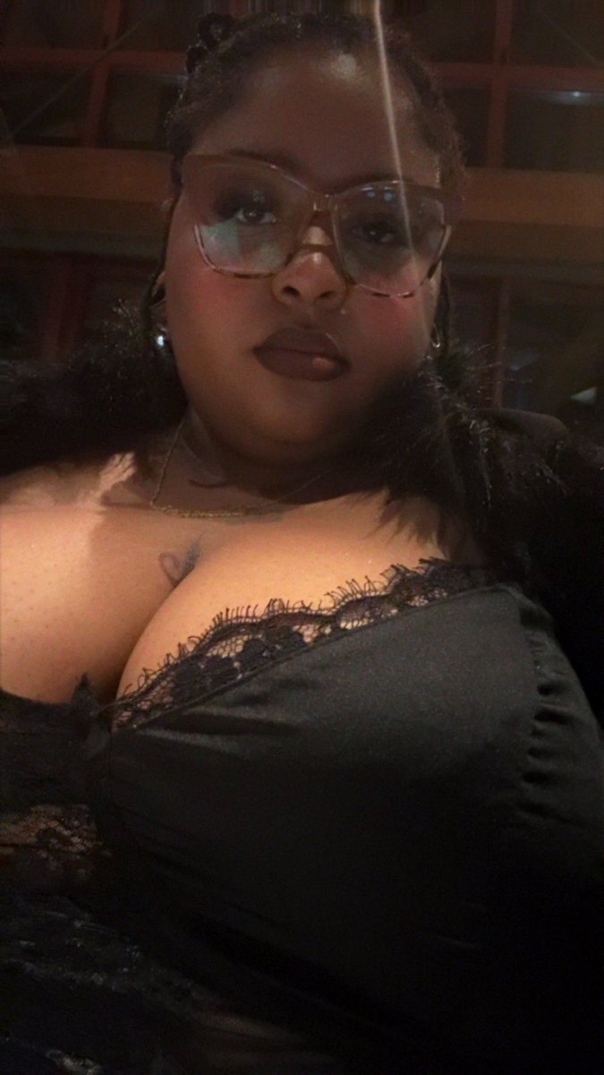 kweenxkarma's tweet photo. Exhibit A https://t.co/kkjjxLX73B
