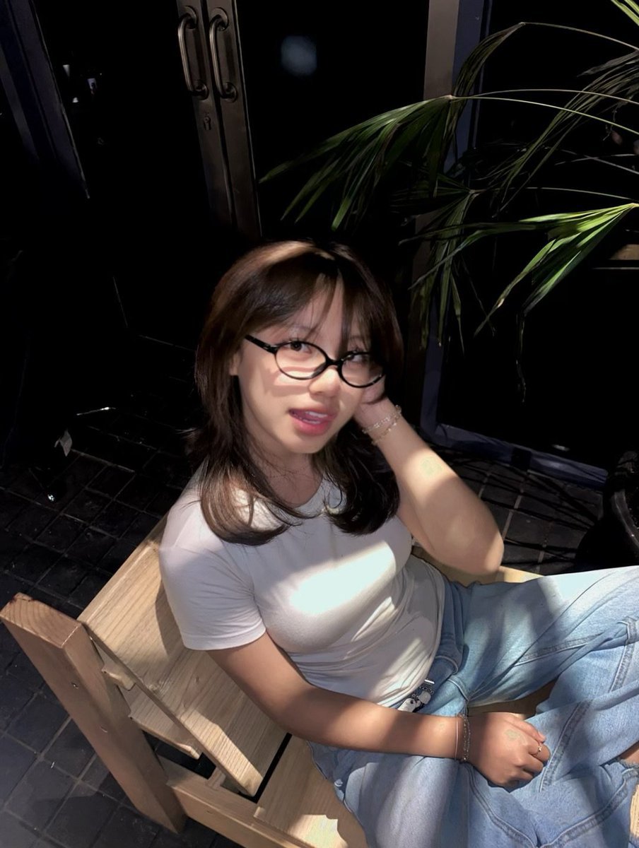 Daniela4real's tweet photo. aku sukanya di gendong.....
#availdepok #bodepok #openbodepok https://t.co/Uufw5mApMu