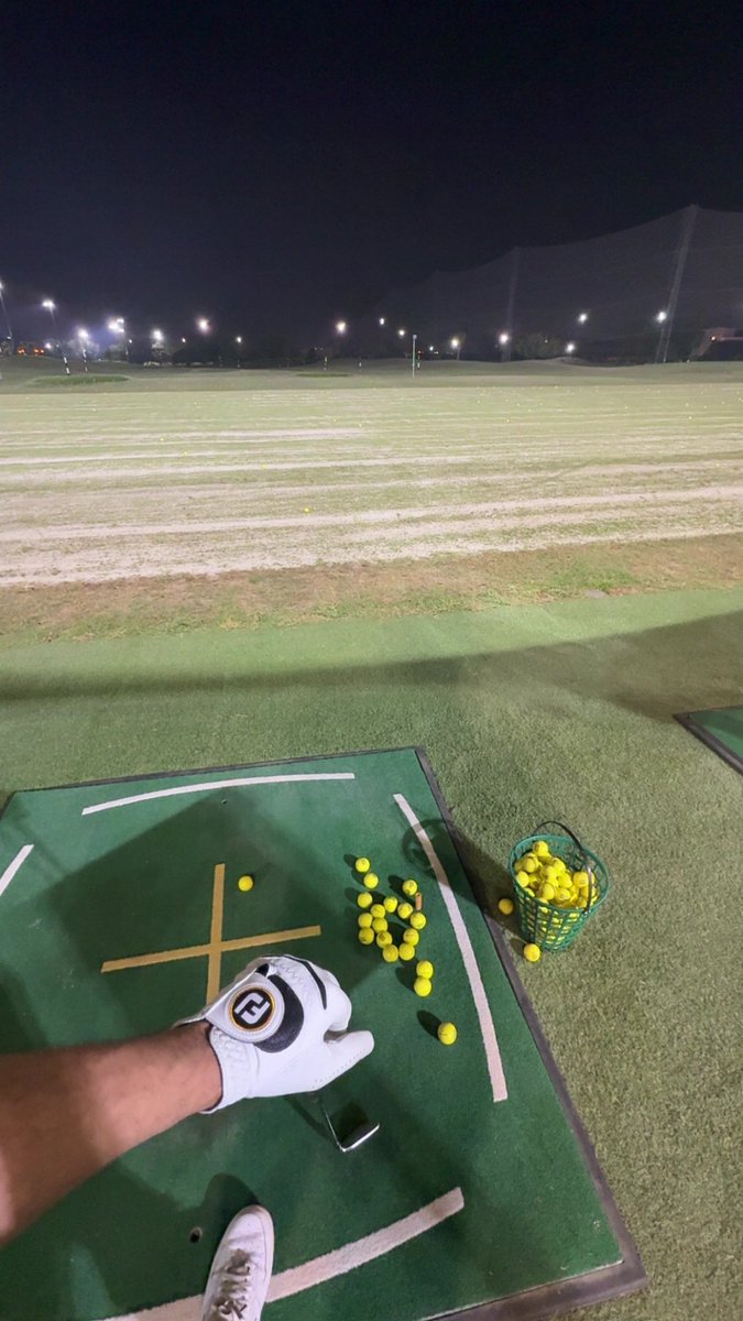 BeN09F's tweet photo. جولف في البحرين  🇧🇭🏌🏼‍♂️ https://t.co/BWJgKAkxxi