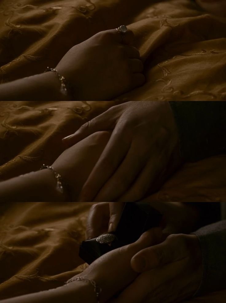 twilightandsaga's tweet photo. “I’m from a different era. Things were a lot less complicated.
And if I’d have met you back then I would’ve courted you.… I may have stolen a kiss or two, but only after asking your father’s permission.
I would’ve got down on one knee and I would have presented you with a ring.” https://t.co/oSpm9EcyFK