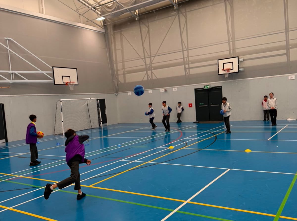 edenboyspreston's tweet photo. 👏 Our new Year 7s had a fantastic Transition Day full of energy, smiles and some brilliant dodgeball action in PE! 🤾♂️
Great to see friendships forming and confidence growing already. A warm Eden Boys' Preston welcome! #WeAreStar #TransitionDay #EBP https://t.co/q7ib3fmOJl