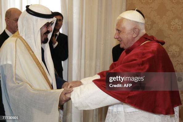 BitemeJames's tweet photo. @MediaPamphlets @AllenD_633 @BBCWorld So I guess King Abdullah is Christian by your logic. Somebody let him know. https://t.co/ESfyUMEwsf