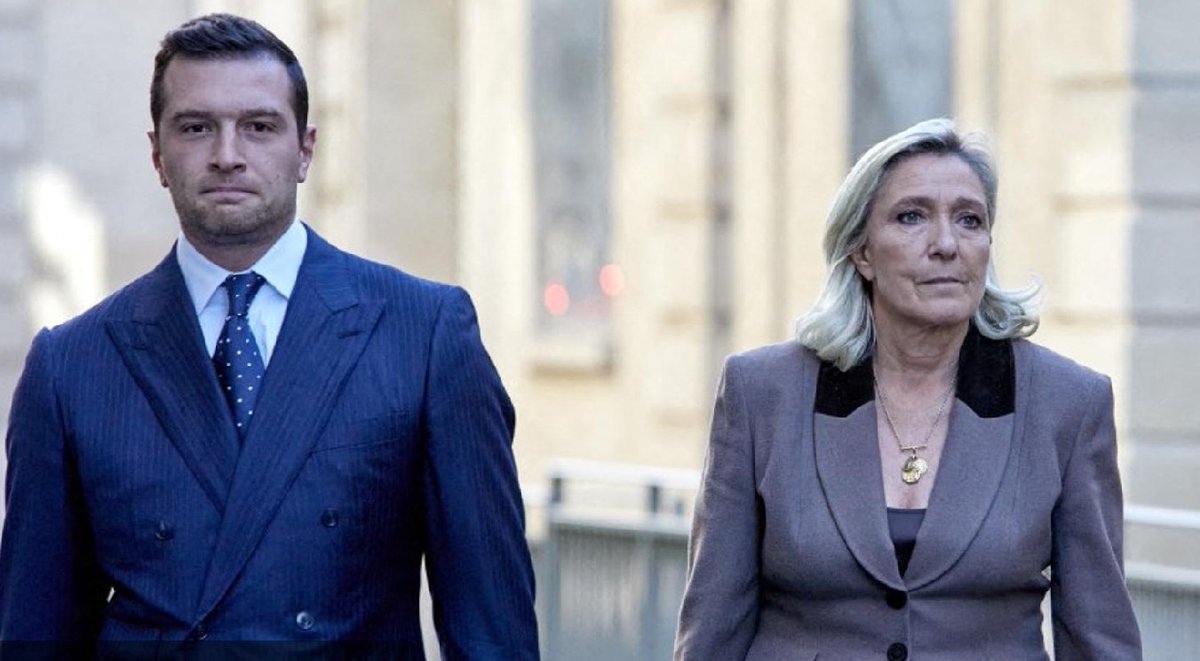 GilbertCollard's tweet photo. Des perquisitions  pour des soupçons de détournement de fonds visant le Rassemblement national : la météorologie judiciaire est tellement prévisible qu'elle en devient grotesque ! https://t.co/cazhtQTPuB