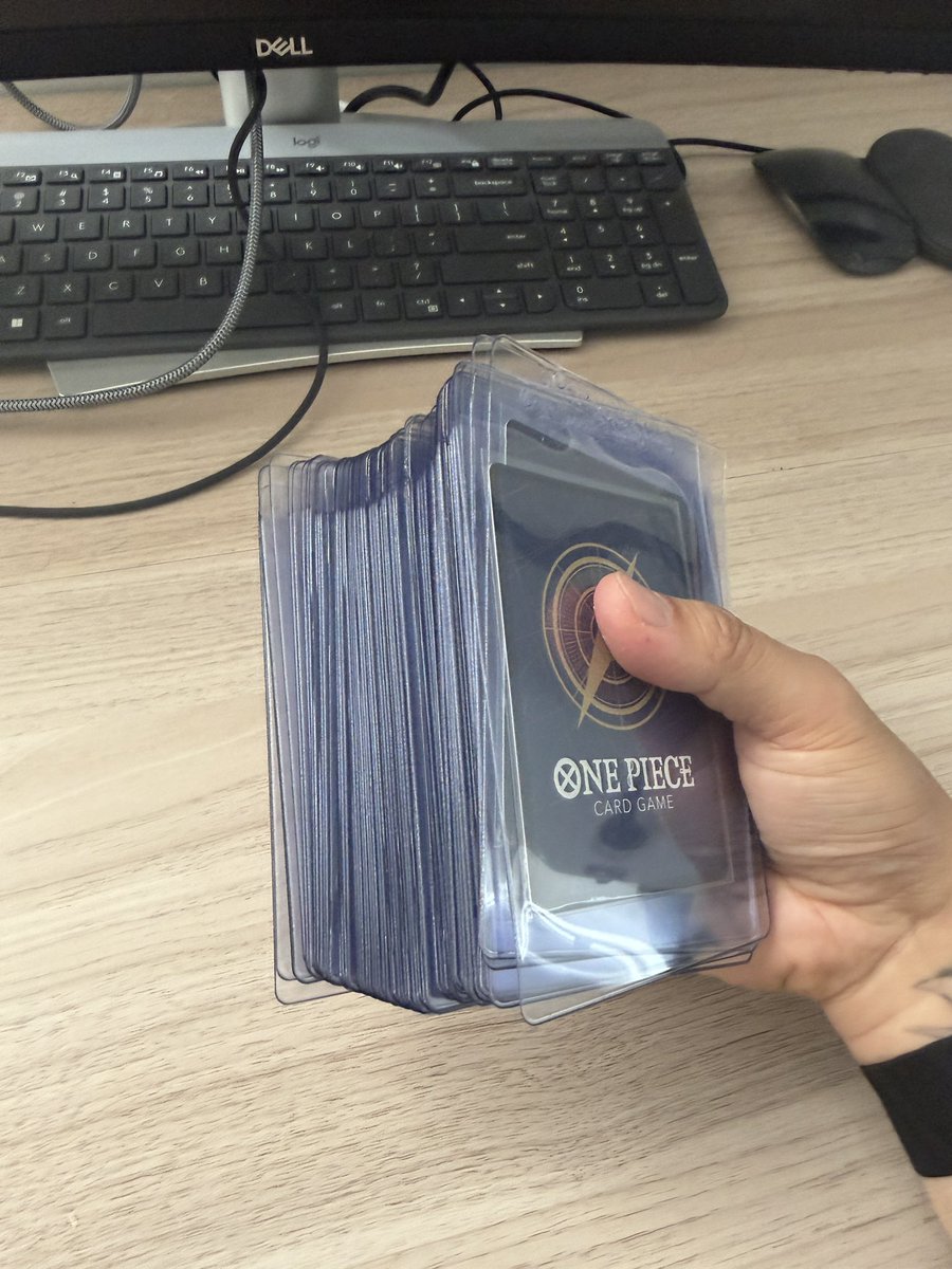 RaffyTCG's tweet photo. money shot? nahhh

here’s a shot of my next grading pile lol https://t.co/VulOrPzSuD