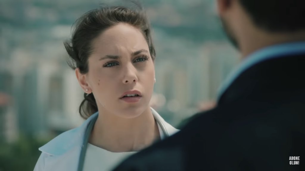 arab2turk's tweet photo. - هل تزوجتي ؟
- لا 
- لديك حبيب ؟
- لا 
- جميل ، لقد فرحت 

#KalpAtışı #AlEy ❣️ https://t.co/aojs6PQDsv