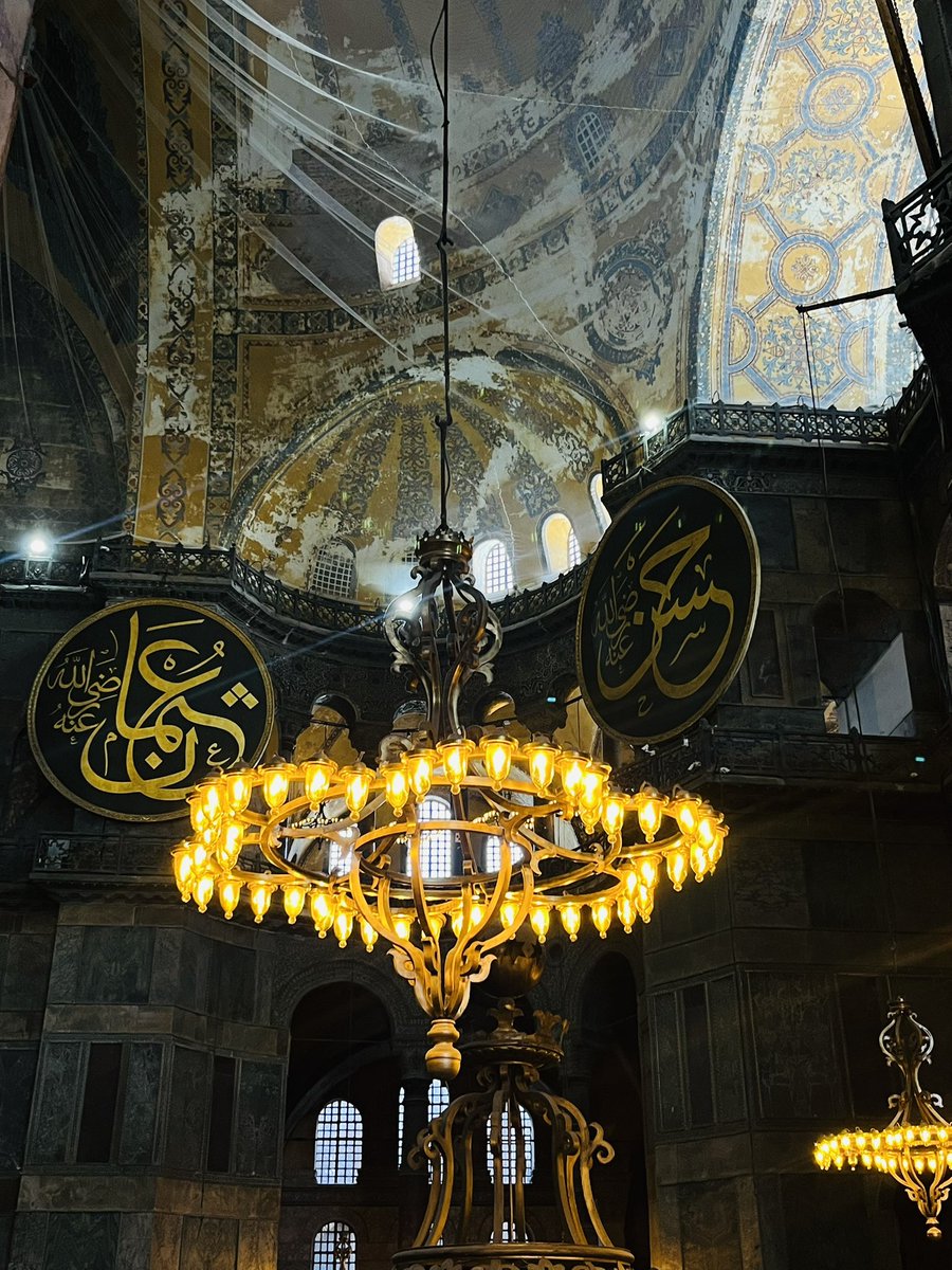 __haticekocak's tweet photo. haziran yirmi dokuz | istanbul https://t.co/BMhq0jIO4i