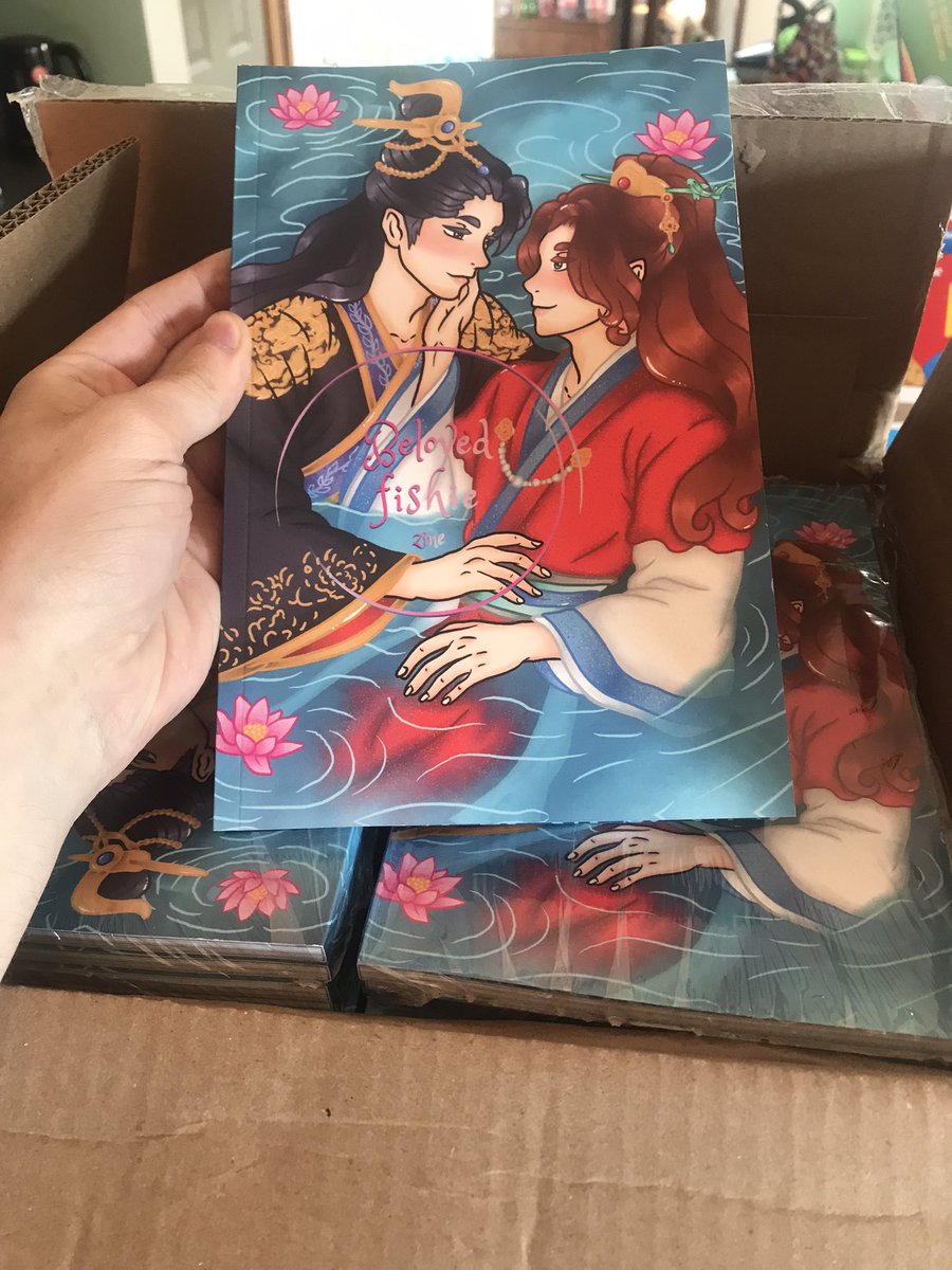 BelovedFishZine's tweet photo. Hello little fishies! 🐡 zines have arrived at our shipping mods house! https://t.co/GXtAKPwaEp