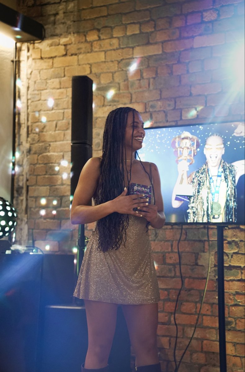thundernetball's tweet photo. Official Queen WD 👑⚡️

Crowned NSL WD of the Year! 😆 We're so proud of you, Tay! You deserve it 💛 https://t.co/DssxvhbVIM