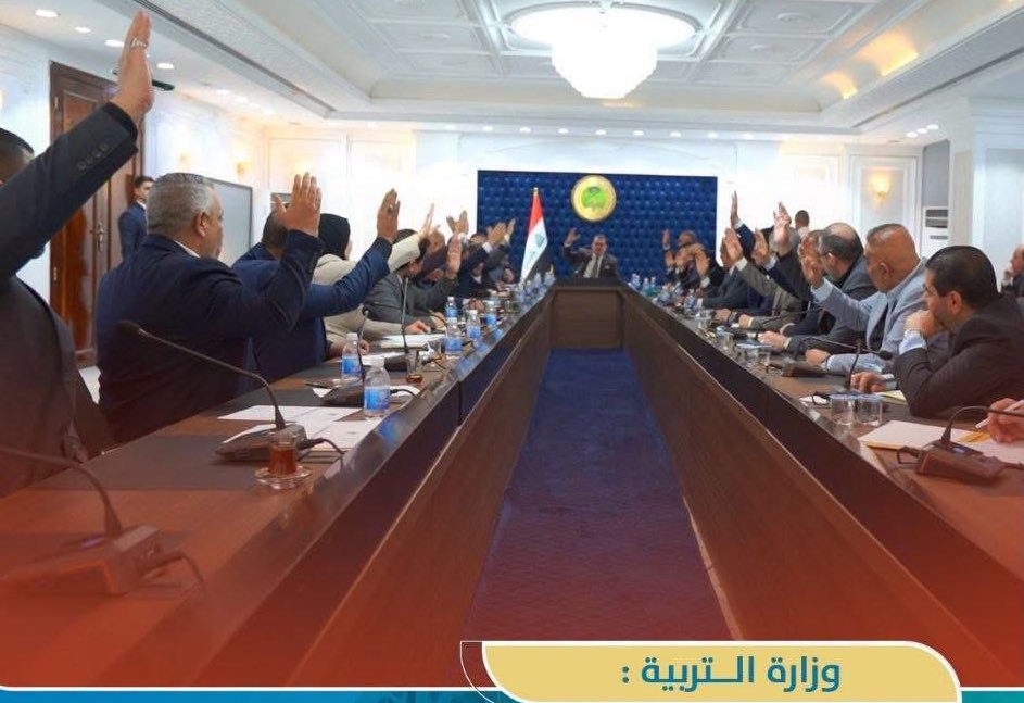 ha1766's tweet photo. #عاجل ‼️ 
وزارة التربية تقر شمول طلبة الثالث المتوسط والسادس الإعدادي غير المؤهلين بأداء امتحانات الدور الثاني 
وبذلك رسمياً دخول شامل على الدور الثاني https://t.co/2xnMvItbG9