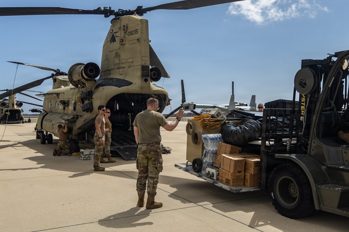 Southcom's tweet photo. U.S. Soldiers with the 1st Battalion, 228th Aviation Regiment assigned to @JTF_Bravo, load supporting supplies onto CH-47F Chinooks at Hato International Airport, Curaçao, June 29, 2026. The @USArmy crews are providing airlift support assistance to earthquake relief efforts in Venezuela.

#SOUTHCOM is supporting @StateDept-led U.S. government relief operations following the devastating earthquakes that struck the nation on June 24, 2026.

@DeptofWar @WHAAsstSecty @USForeignAssist @USAenEspanol @usembassyve