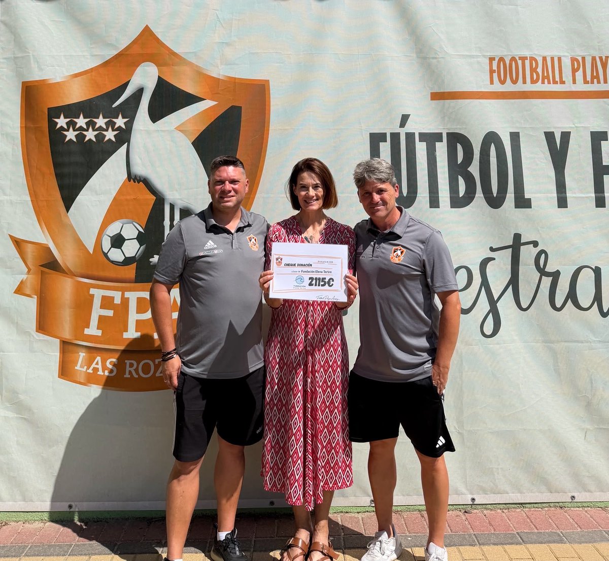 FPALasRozas's tweet photo. Hoy hemos tenido el placer de hacer entrega de lo recaudado en el Torneo Solidario FPA &amp; VIPS, celebrado a beneficio de la Fundación Elena Tertre.

Gracias a la participación, colaboración y solidaridad de todos. https://t.co/Ek5ursKDrG