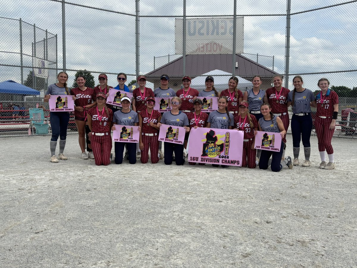 Raell_Bice's tweet photo. Tourney champs!!! 💛💙
Took another win this weekend in Coldwater! Very proud of all my teammates we all played so great and won all are games this weekend. Here are some of my stats 
AVG .476
OBP .558
OPS 1.153
SLG .595
@ClassicsKnapp 
@AC_softball 
@DU_PantherSball https://t.co/h6LIPflQVT