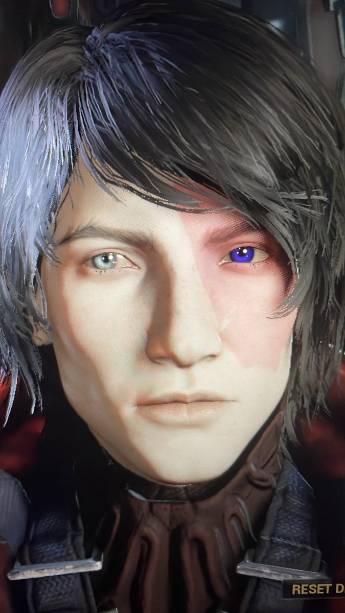MidnightReximus's tweet photo. @mamaMikuvt Old drawing that I should probably update. So attached another image of a version I made in a game. He is meant to be wearing a trench coat and that’s meant to be a burn scar. The third is more zoomed in on the eye that has the scar. https://t.co/x8xggT49rU