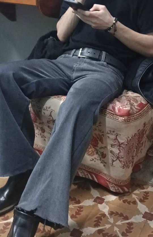 Victorruum's tweet photo. @Buenas23999 @EroNekoUwU Fotos mías, mi estilo y fracciones faciales, no me considero "feo" físicamente. https://t.co/z1AAZiT2gH