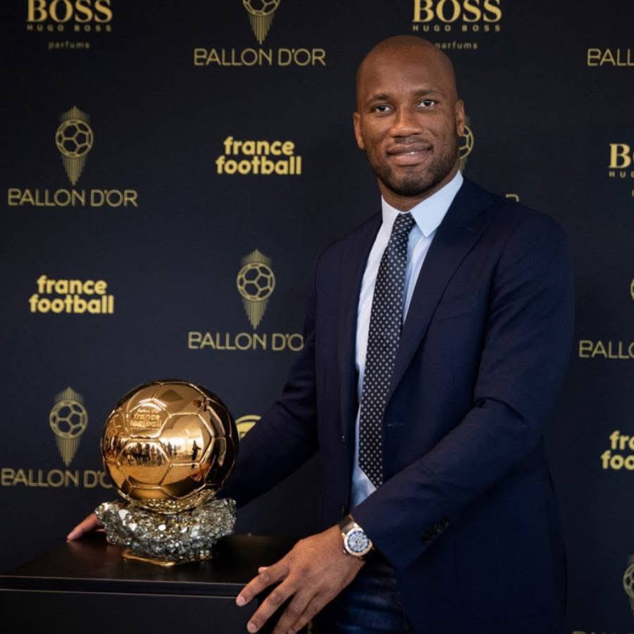 _BeFootball's tweet photo. 🚨🚨 Didier Drogba 🇨🇮 : « Honteux ce penalty non sifflet sur Nicolas Pépé pfffffff a quoi sert la VAR?!??! » https://t.co/leEYP282iU