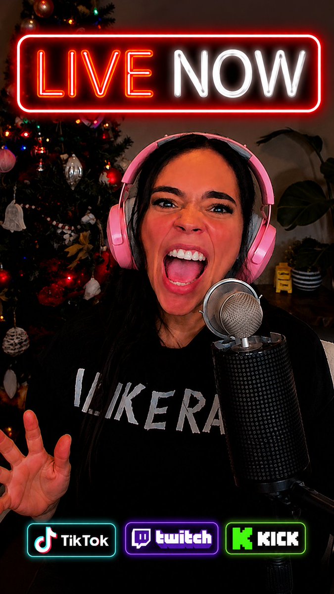catalixiah's tweet photo. FAV LATINA IS LIVE. PULL UP CHAT 😈 | Twitch: Catalixia https://t.co/sY0iw9iuAE