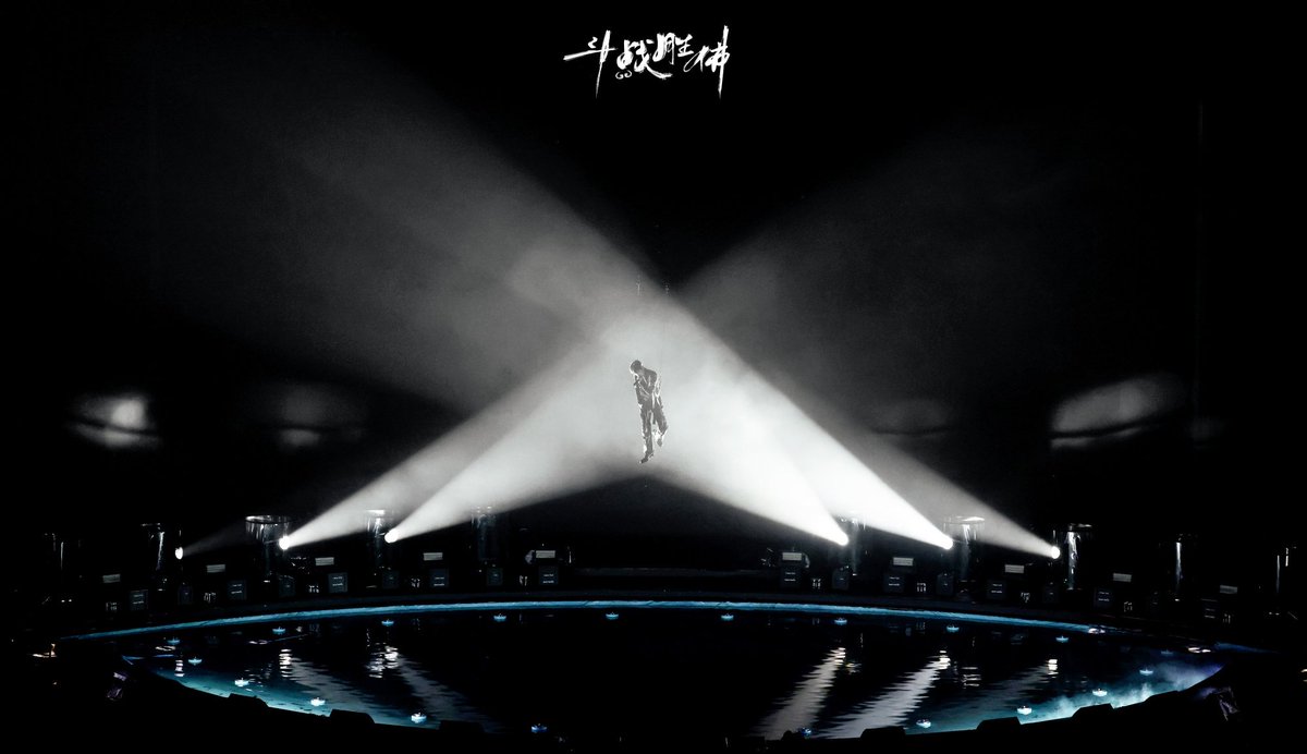 k_popped's tweet photo. [OFFICIAL PHOTOS] LAY ZHANG FLAWED CROWN - NEW ALBUM GLOBAL LISTENING EVENT in MALAYSIA

@layzhang @lay_studio #LAY #LayZhang #ZhangYixing #Yixing #张艺兴 #레이 #장이씽 #斗战胜佛 #LAYinKL #LAYinMY #FlawedCrowninMY https://t.co/xqiDNrWYzC