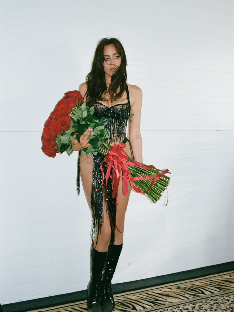 fireoflovejesse's tweet photo. 🥀 x https://t.co/A4HyBGhqfk