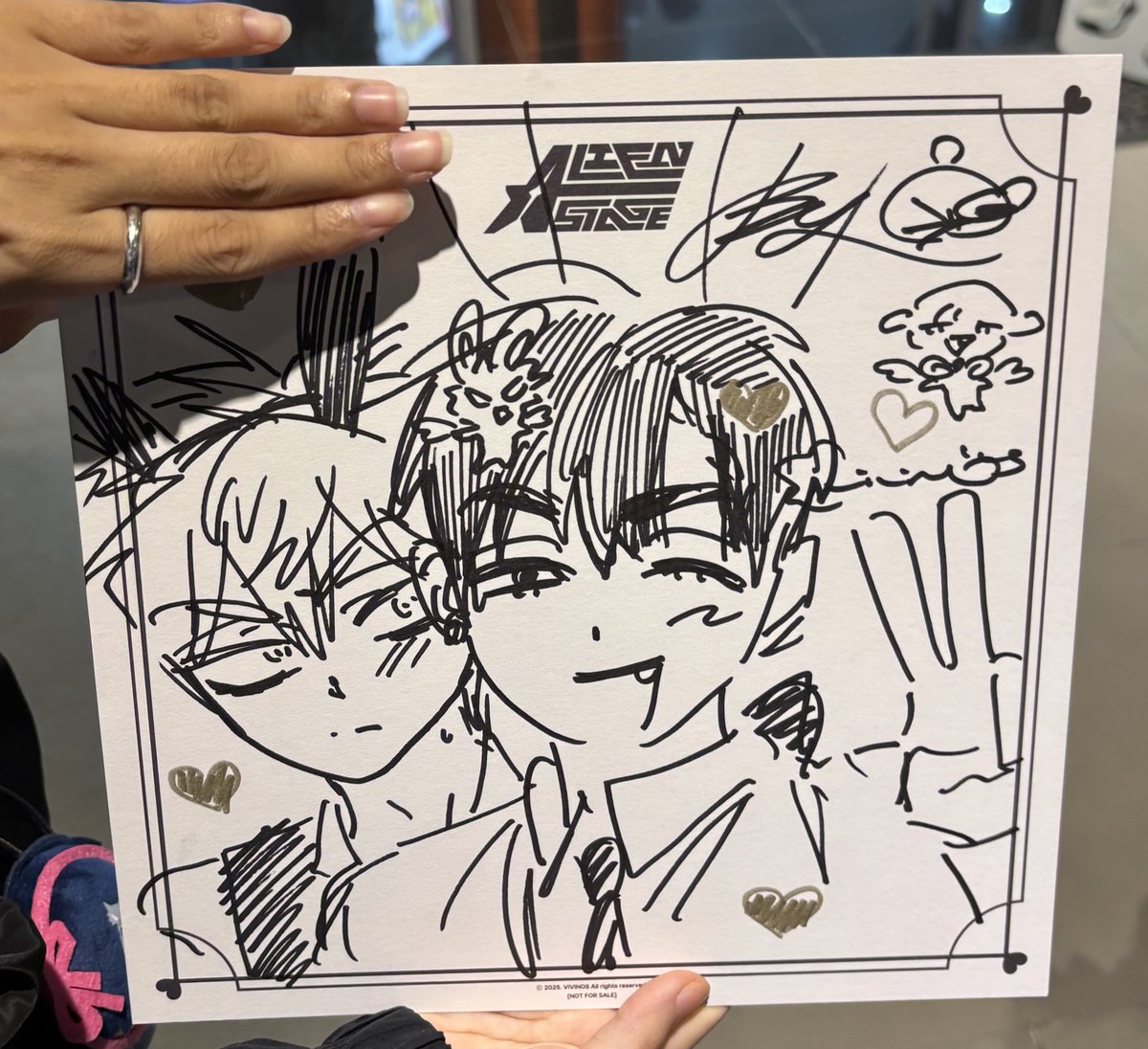 bearchimneyss's tweet photo. Doesn't even look annoyed in the slightest.
Till is a FAKE tsundere!!
#ivantill https://t.co/2jjms13CnF