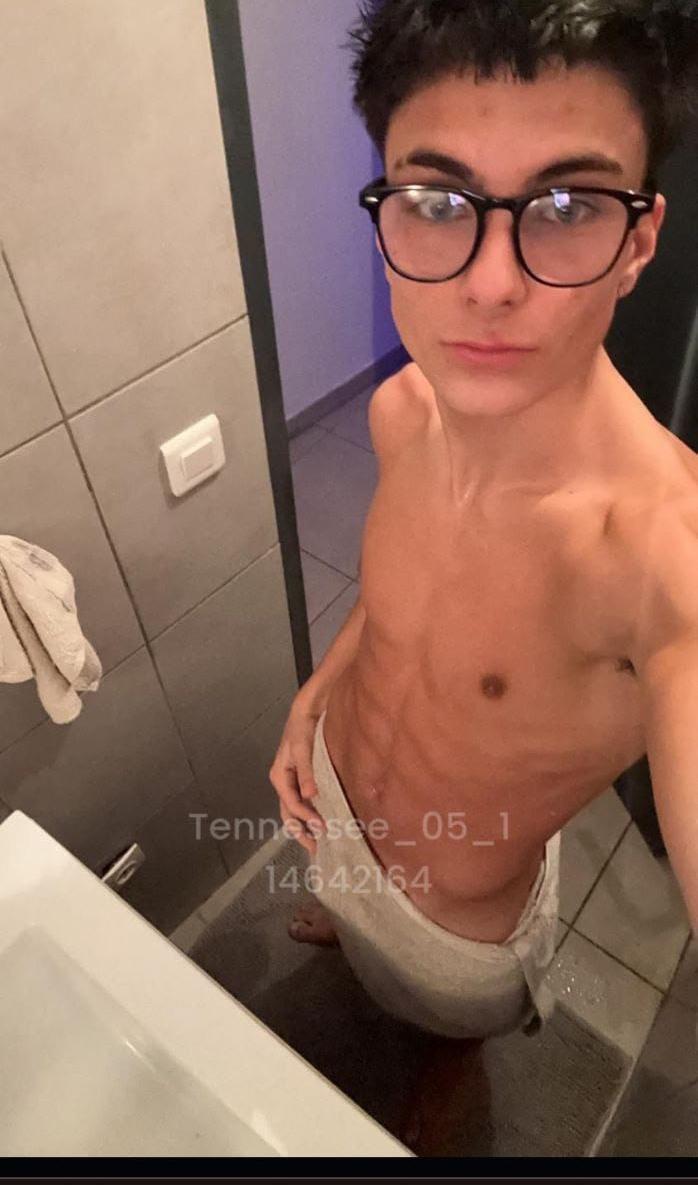 SobaFavour's tweet photo. Juicy Bait files available 
https://t.co/lQ9HA6TLSf

#horny #cuteboys #collegeteen #baitedkids #ass #Trump #baited #baitedguy #baitedboy #straightbait #cum #baitedstraightboy #baited #straightguys #baited  #baitedguys https://t.co/zlhqDqnAth