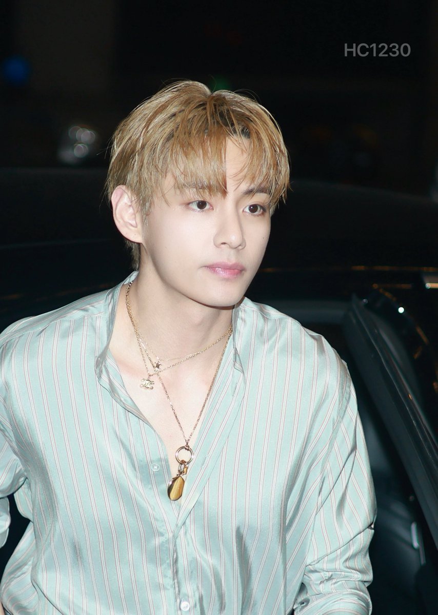 HC1230v's tweet photo. 20260628
V FOR CELINE FASHION SHOW 
TAEHYUNG TAEHYUNG 
#TAEHYUNGxCELINE #CELINESS27
#VxCelineSS27 @celineofficial https://t.co/sC8EHBmjLT