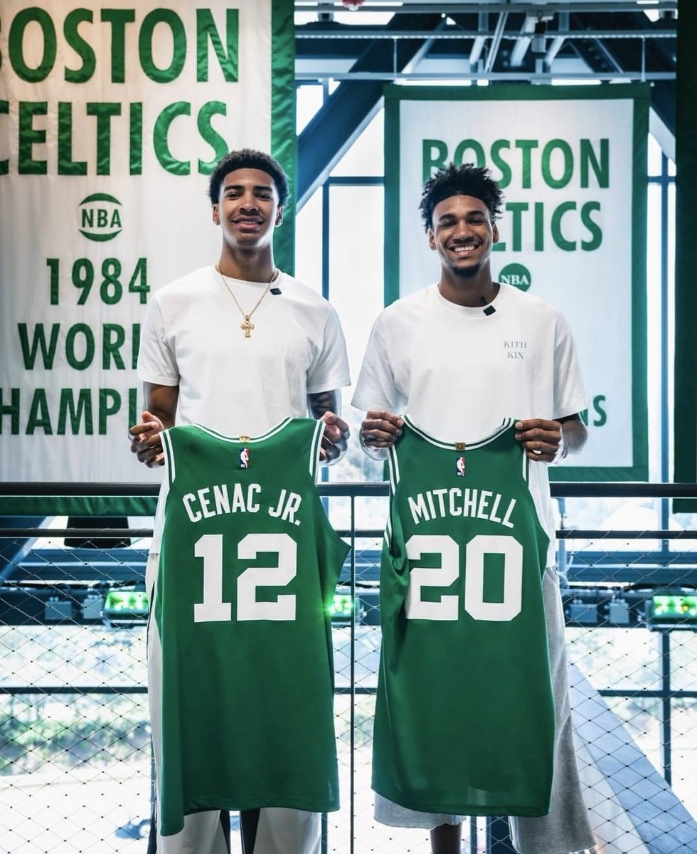 luca_saint's tweet photo. No prometen nada.

Solo trabajo.

Y en Boston, muchas de las mejores historias empezaron exactamente así.

Apoyémoslos desde el minuto uno. ☘️ https://t.co/Rl5413K4Rp