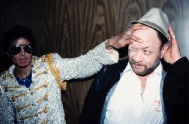 Pixigurl2's tweet photo. @Sparklycl He would've loved to be there https://t.co/8DhOmdDRTf