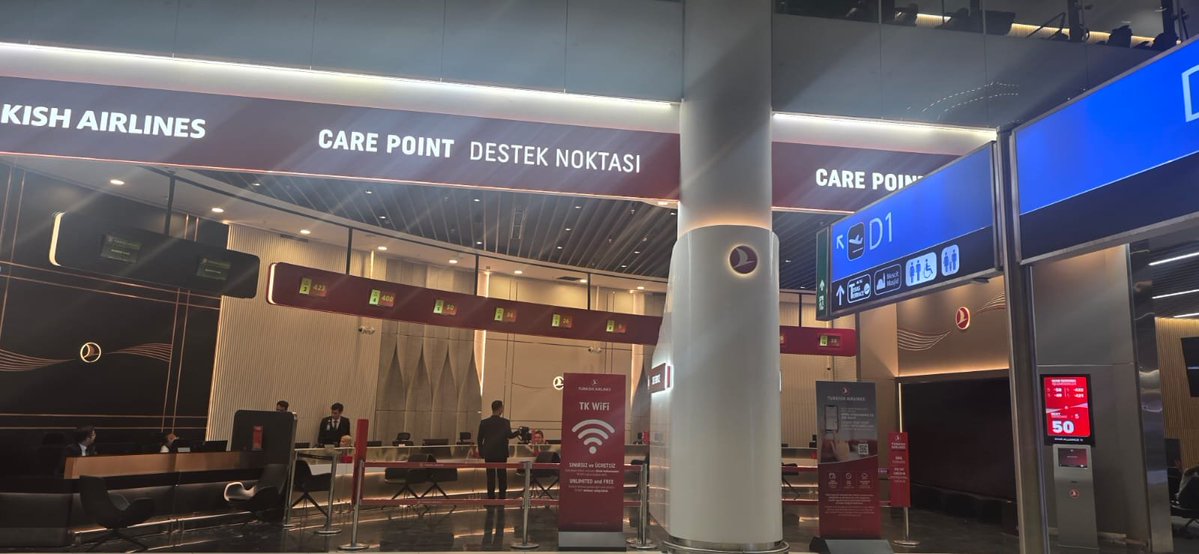 jumaf3's tweet photo. Dear @TurkishAirlines, you have abandoned your Kenyan passengers in Istanbul with no accommodation &amp; asking them to sleep at airport benches for 48 hours with nothing on themselves. My friend @MbuthiaAmina is among the stranded. This is inhuman and uncalled for. https://t.co/6bv9fvpFka