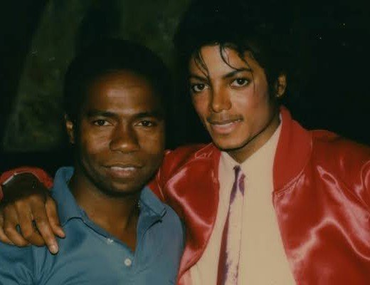 maviworlds's tweet photo. na verdade,a música afro estadunidense veio de muitas vezes de referências afro latinas e africanas,o próprio mj trabalhou no início da carreira com paulinho da costa,um artista brasileiro muito renomado na história da música https://t.co/zF5XxOBTcR