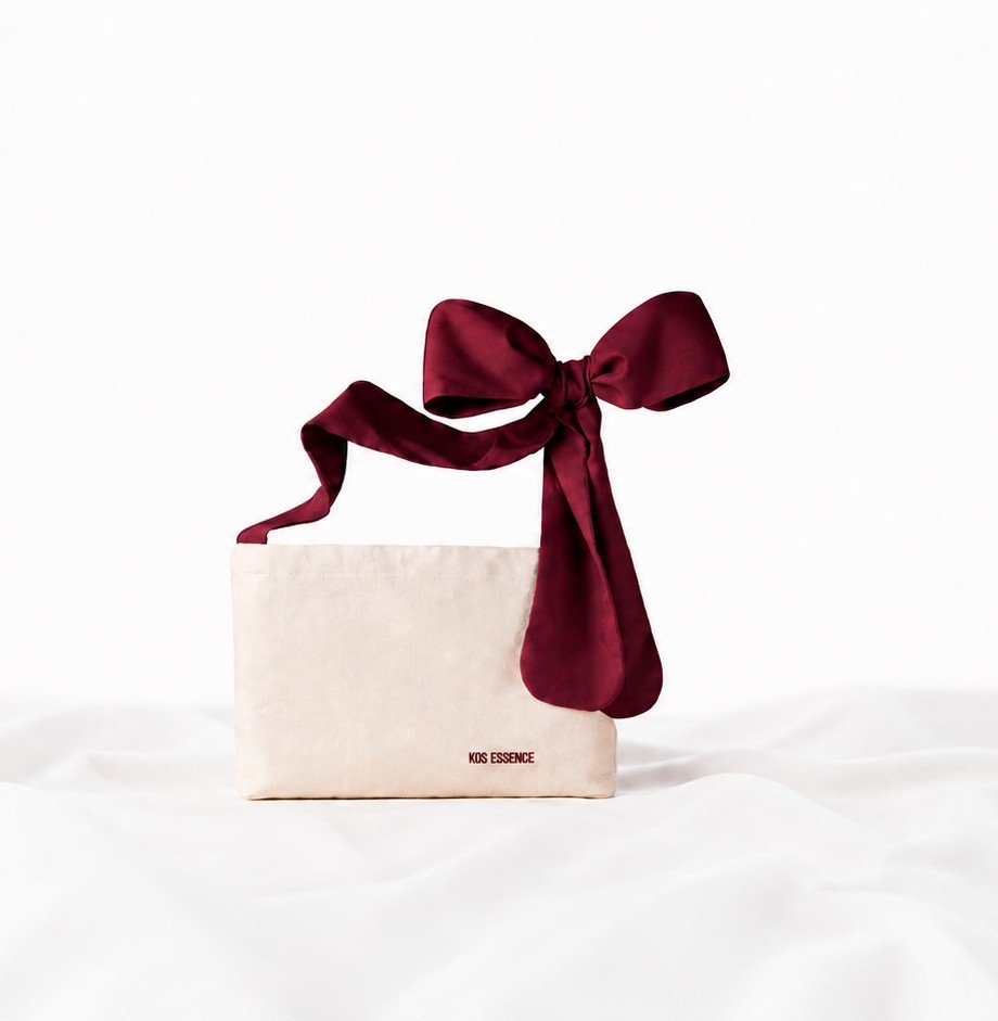 KeniaOsInfo_'s tweet photo. La TOTE BAG de KOS ESSENCE se ha agotado por completo en menos de 10 minutos. https://t.co/CmzFZpYAn9