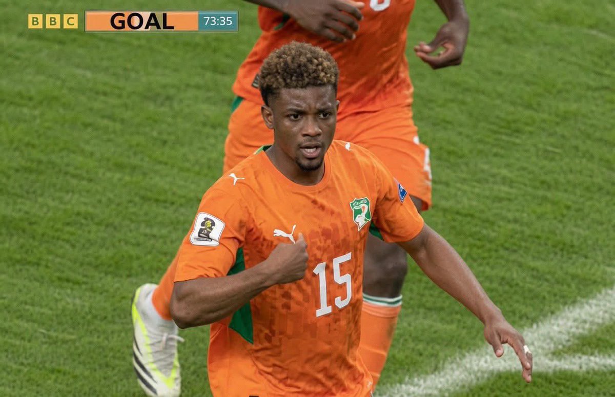 rdcmonde_mag's tweet photo. 🇨🇮 Fin de parcours pour les Éléphants. Dominatrice mais trop imprécise dans le dernier geste, la Côte d’Ivoire s’incline 2-1 face à une Norvège ultra-réaliste. Après l’égalisation d’Amad Diallo, Erling Haaland a frappé en fin de match pour envoyer les Scandinaves en huitièmes. Une élimination frustrante, mais une campagne historique pour les Ivoiriens. 

#FIFAWorldCup #CIVNOR #Football