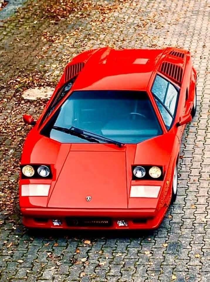 alfamale87's tweet photo. Lamborghini Countach https://t.co/WC76UGa4BR