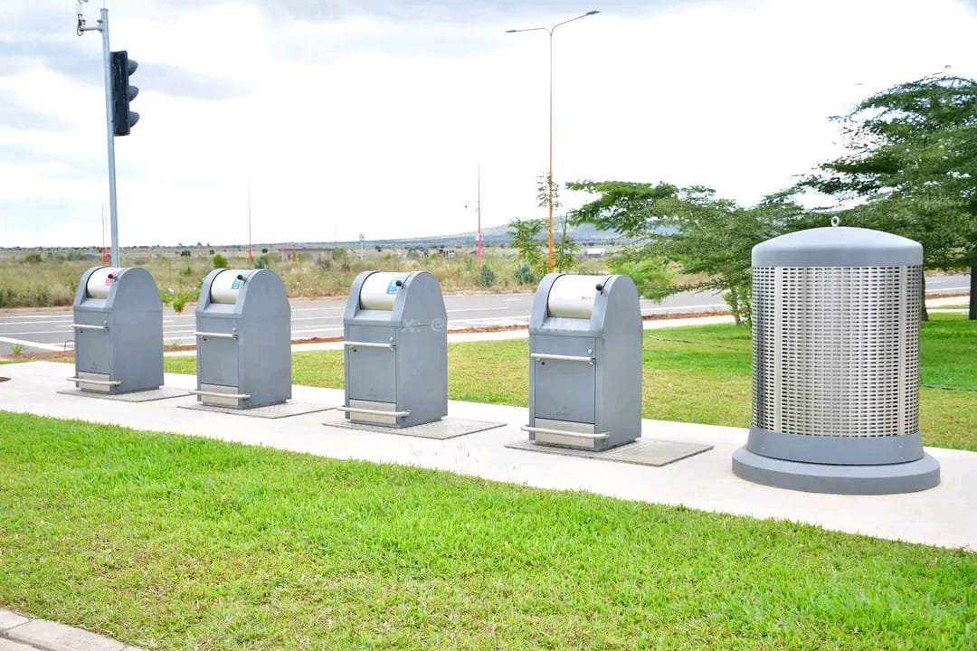 ProfEldah's tweet photo. The system is built on a 14.8-kilometre underground pipeline network linking 25 collection stations with 100 disposal inlets across East and West Konza. #PsRaymondOmollo https://t.co/1hpdtd81Cf