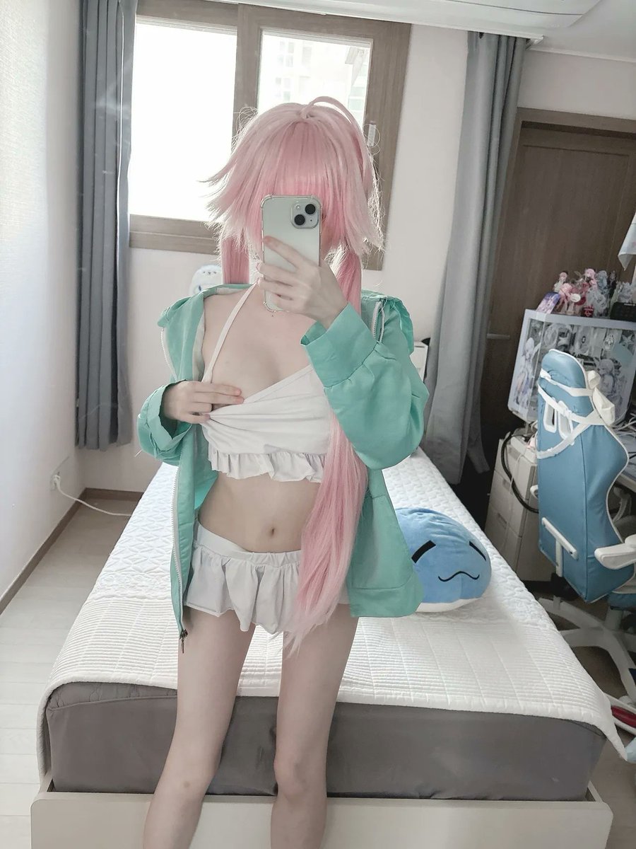 osan_883's tweet photo. #オナペ  #おなぺ  #動画販売
レイヤーの垢知りたい方居たら教えます︎💕︎💕
セット割、単品販売、モザなしサムネ、サンプル動画あります︎💕
詳しくはDMまで︎💕︎💕︎💕 https://t.co/7aXPF8ZrQM