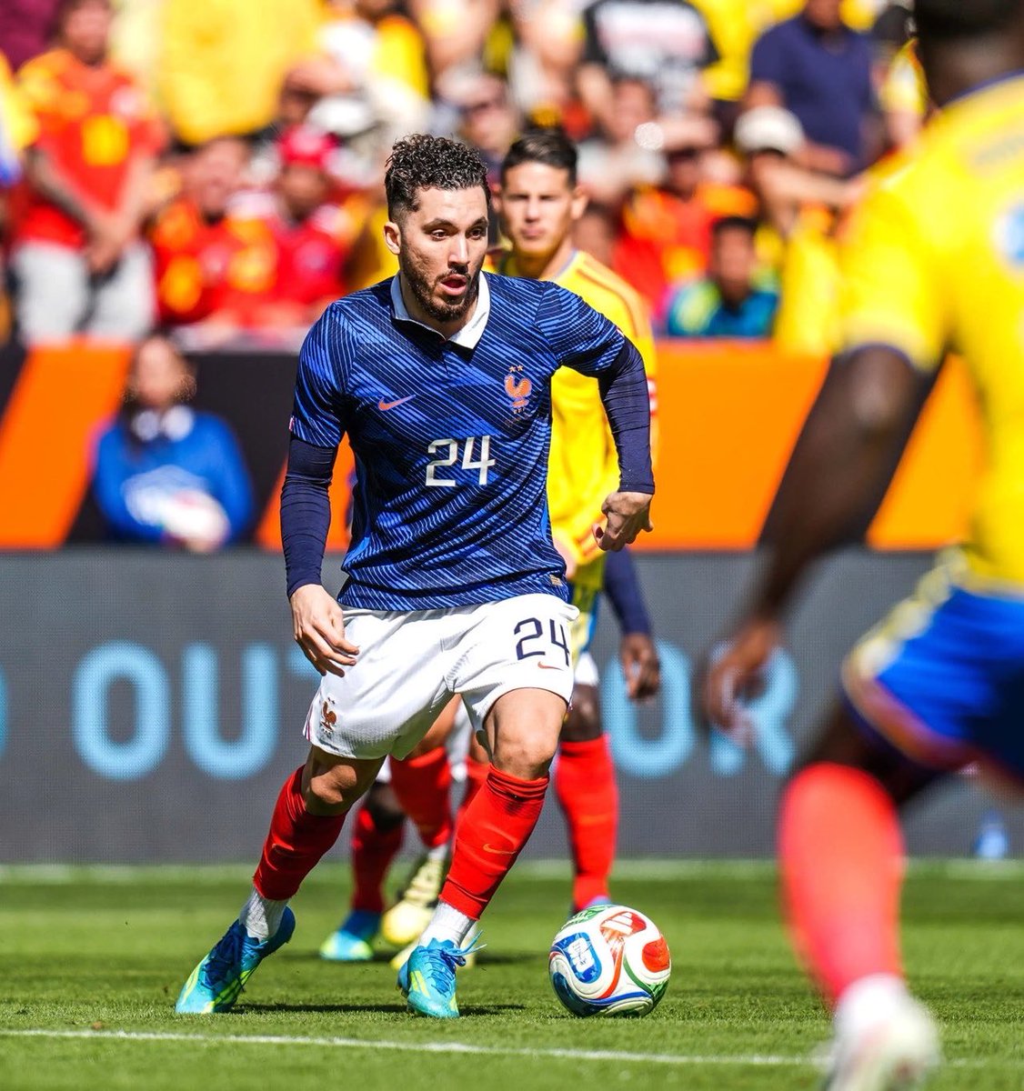 _BeFootball's tweet photo. 🚨 4e MATCH ET TOUJOURS PAS DE TITULARISATION POUR RAYAN CHERKI 🇫🇷 À LA COUPE DU MONDE ! ❌ https://t.co/SPiTiKYBjq