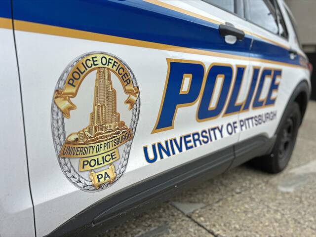 JVTheTrib's tweet photo. Donuts in the shadow of the #CathedralofLearning?
@PittTweet police say a #McKeesport man repeatedly drifted his @chevrolet truck through Forbes & Bigelow during a 'street takeover' before fleeing cops.
He now faces rioting and 11 other charges. @TribLIVE
LINK IN COMMENTS https://t.co/1myj1A9VMm