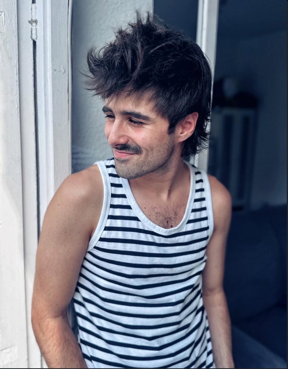 MartinUrrutiaES's tweet photo. 📲 | Martin en el último post de Borja de la Vega💘

“mx5.☀️💙”

🔗: https://t.co/LknGGl3An3 https://t.co/KB9gdIFjaL