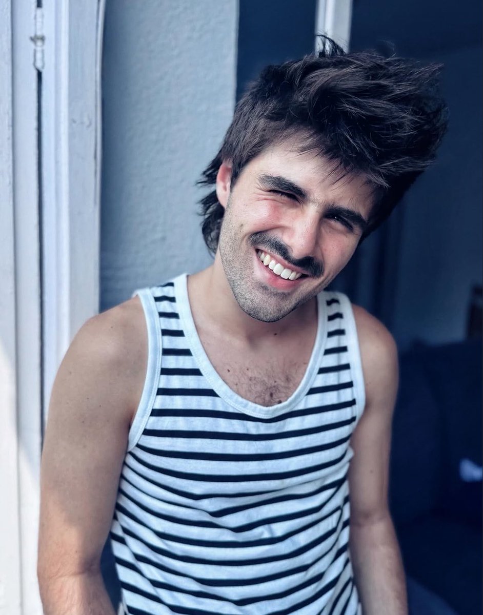 MartinUrrutiaES's tweet photo. 📲 | Martin en el último post de Borja de la Vega💘

“mx5.☀️💙”

🔗: https://t.co/LknGGl3An3 https://t.co/KB9gdIFjaL