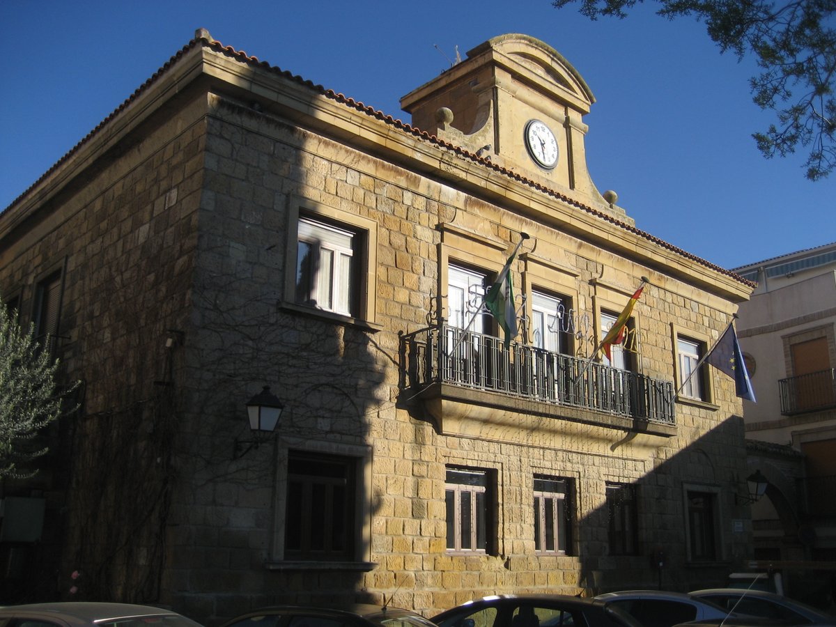 HoraJaen's tweet photo. PROVINCIA | El Ayuntamiento de Mengíbar responde a la información sobre la denuncia ante la Oficina Andaluza contra el Fraude y la Corrupción 

https://t.co/QZXzqVFqnG https://t.co/1k3OfyRfnB