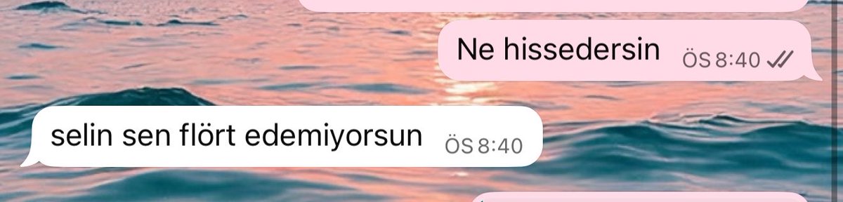 freuddadeli's tweet photo. Kırıcısın yalnız https://t.co/VxEMeX38V7