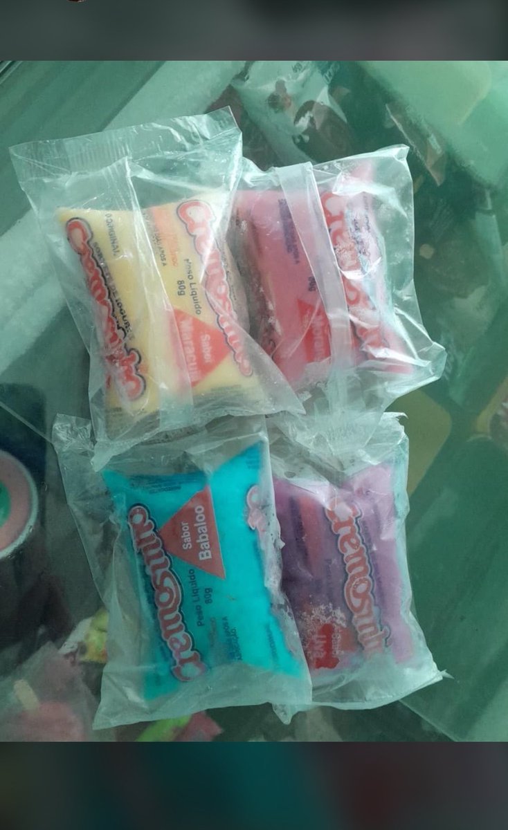 nic__15_'s tweet photo. Acabei de ver um status de uma sorveteria e tipo esse é top melhor sorvete do mundo que sdds vou ter que comprar qnd passar lá https://t.co/S3UWahZefu