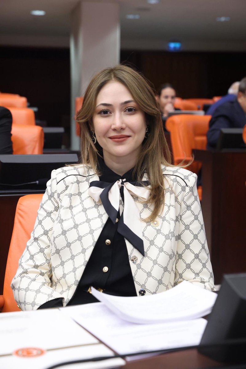 zuhal_karakoc's tweet photo. 📍TBMM

Uzman Erbaş Kanunu ile Bazı Kanunlarda Değişiklik Yapılmasına Dair Kanun Teklifi (2/3705) üzerinde görüşmelerimize devam ediyoruz… ⏳🕣 https://t.co/JkNs8zLG8A