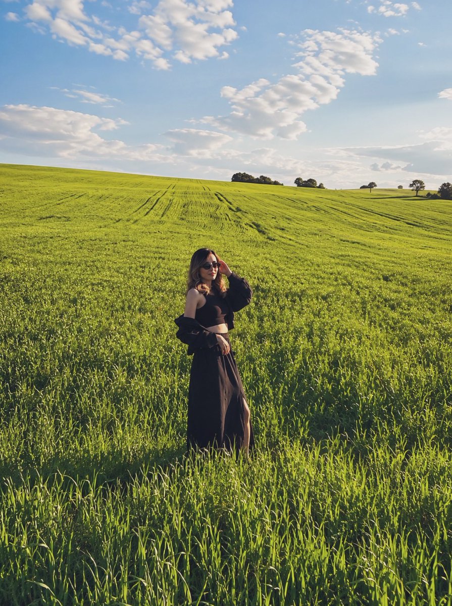 skulpanda_a's tweet photo. زیبایی 🌞🌾 https://t.co/2kHEHxligm