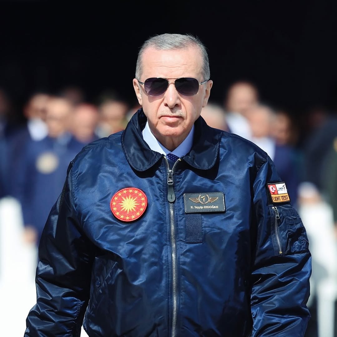 bpthaber's tweet photo. İsrail eski Başbakanı Bennett:

"Erdoğan İsrail'den nefret ediyor. İsrail'i yok etmek, yeryüzünden silmek istiyor." (Mario Nawfal) https://t.co/L8amr9WvPG