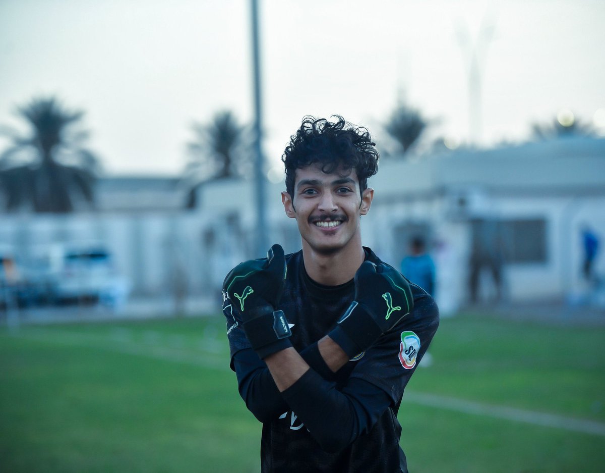 flfojw's tweet photo. 🚨🚨🚨

نايف الحسيني جبلاوي 🤎🧤

#الجبلين https://t.co/PQAYt7wl2S